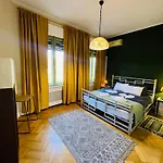 Art Boutique - Calea Victoriei, Center 4* Boekarest