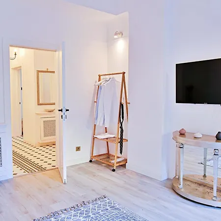 Art Boutique Residence - City Center, Calea Victoriei, 4*