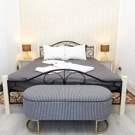 Art Boutique Residence - City Center, Calea Victoriei, 4*