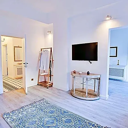 Art Boutique Residence - City Center - Calea Victoriei 4*