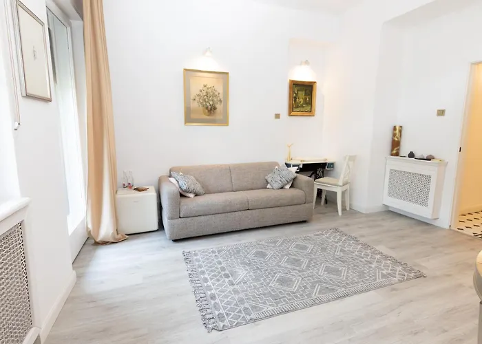 Art Boutique Boekarest