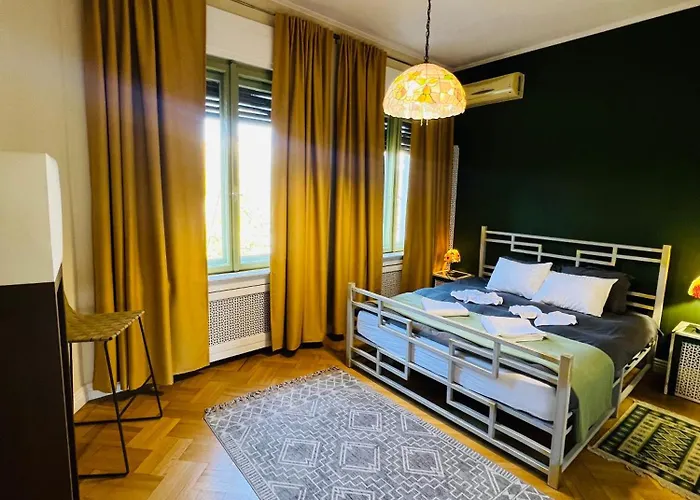 Art Boutique 4* Boekarest